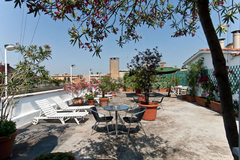 King Hotel 3*